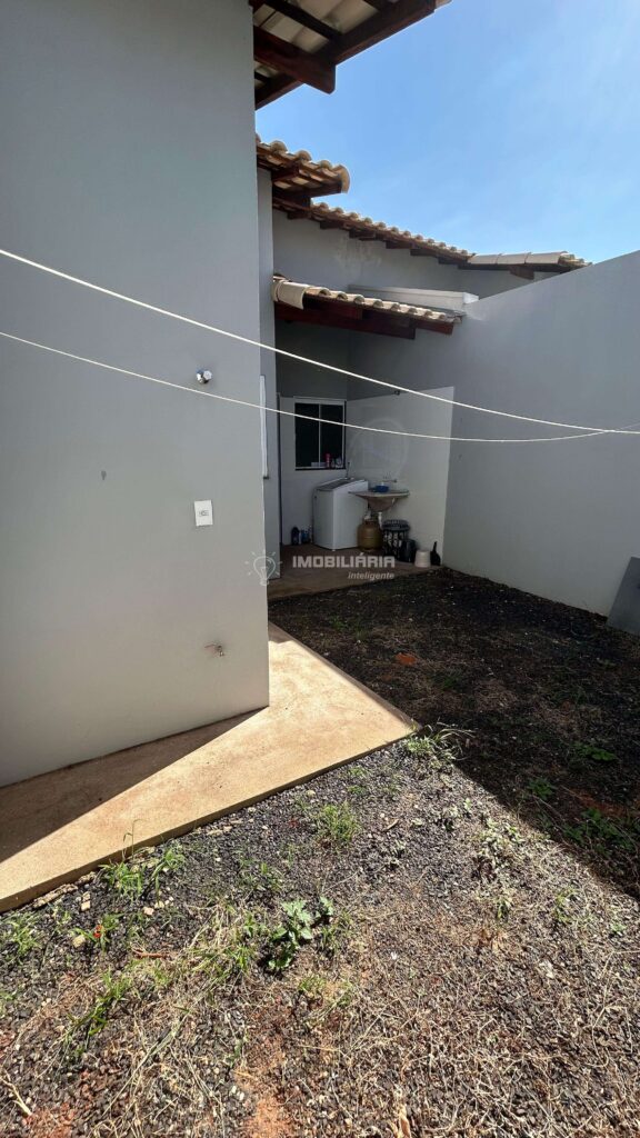 Casa à venda com 45m², 2 quartos e 2 vagas
