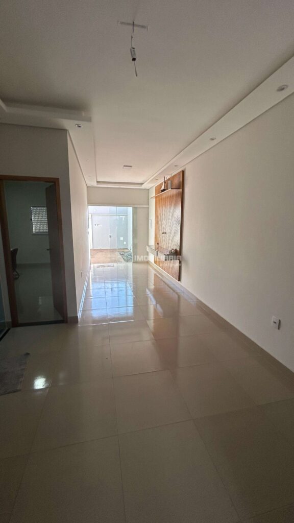 Casa à venda com 45m², 2 quartos e 2 vagas