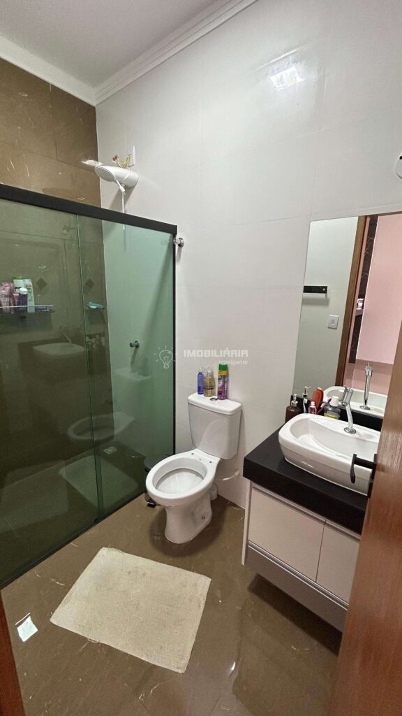 Casa à venda com 45m², 2 quartos e 2 vagas
