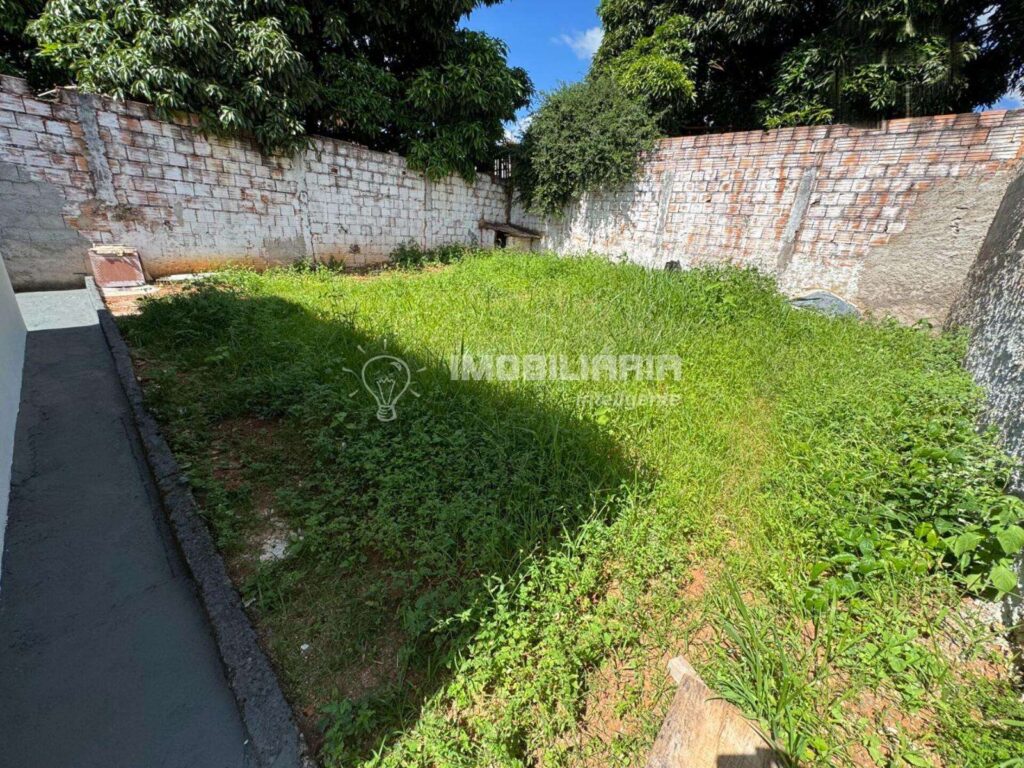 Casa à venda com 130m², 3 quartos e 4 vagas