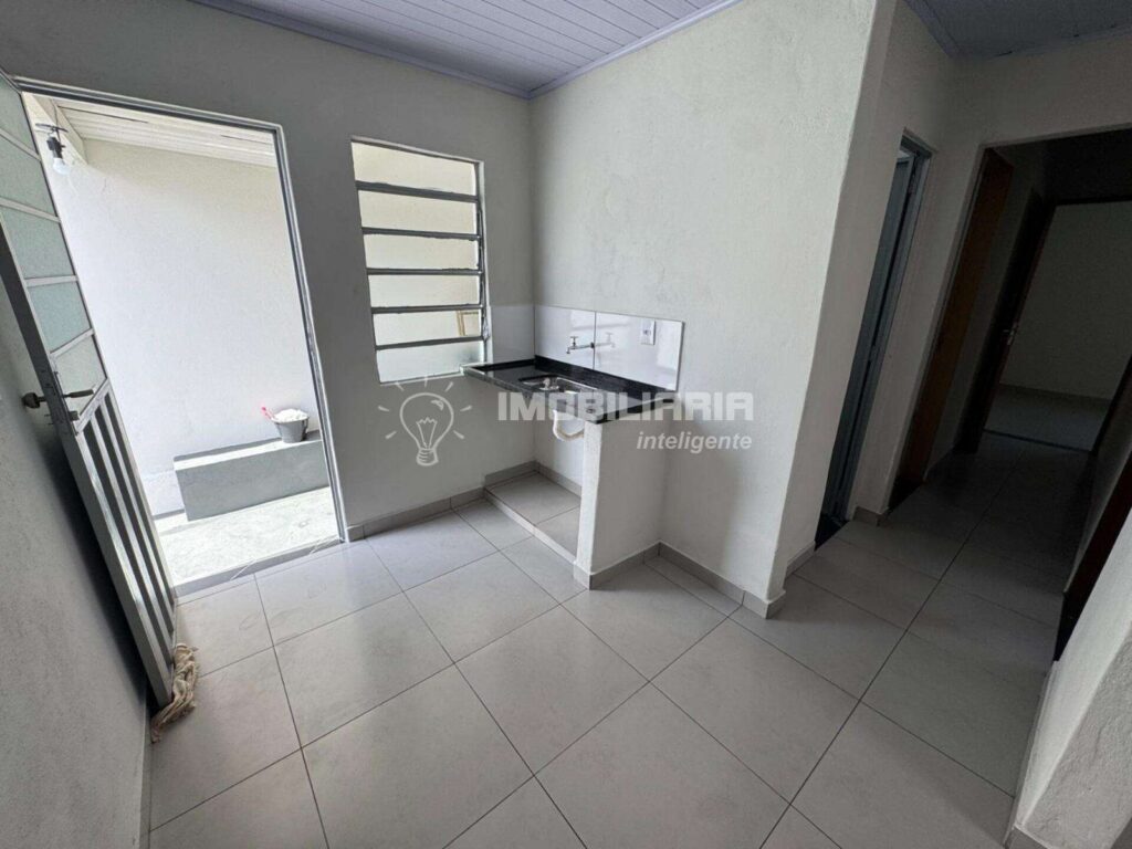 Casa à venda com 130m², 3 quartos e 4 vagas