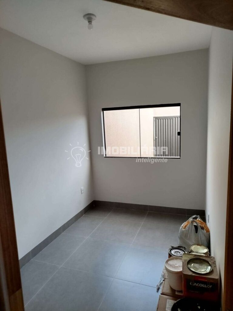 Casa à venda com 53m², 2 quartos e 2 vagas