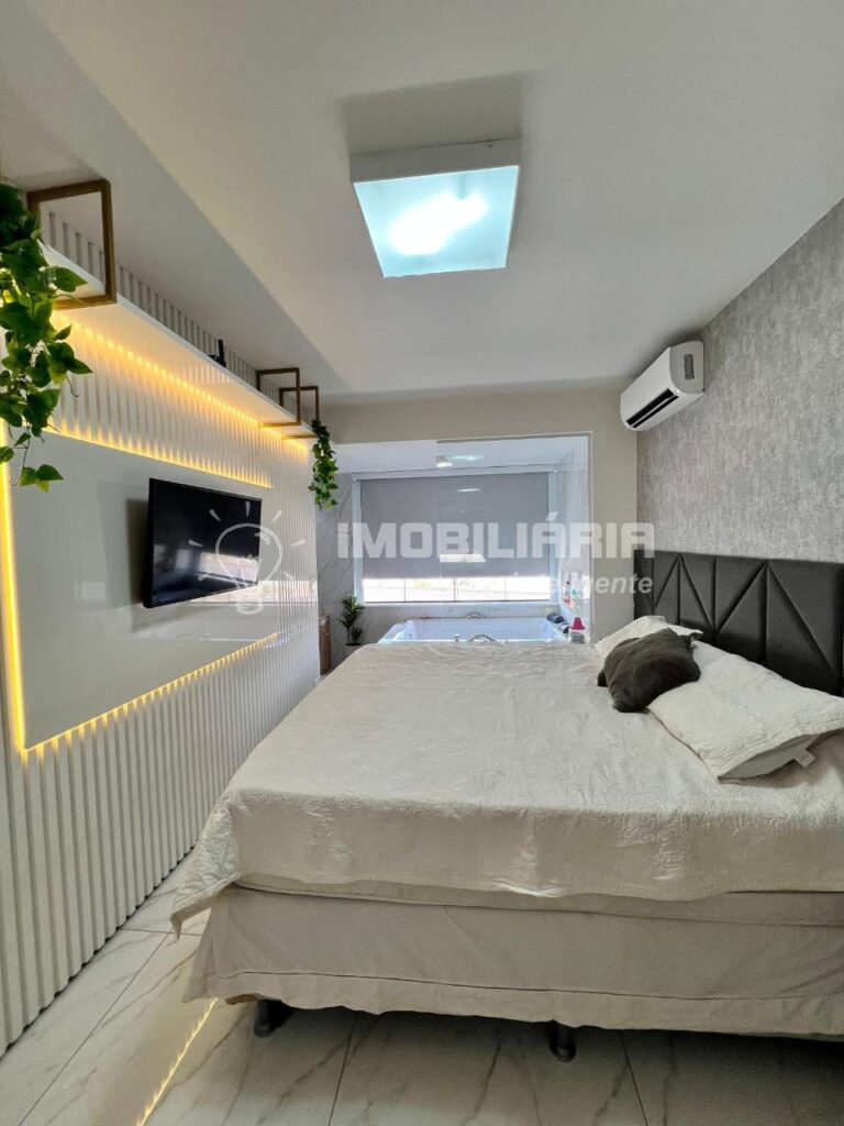 Casa à venda com 318m², 4 quartos e 2 vagas