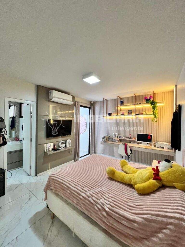 Casa à venda com 318m², 4 quartos e 2 vagas
